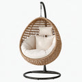 Poltrona sospesa 105 x 85 x 195 cm in fibra intrecciata beige con supporto nero per interni e spazi esterni riparati